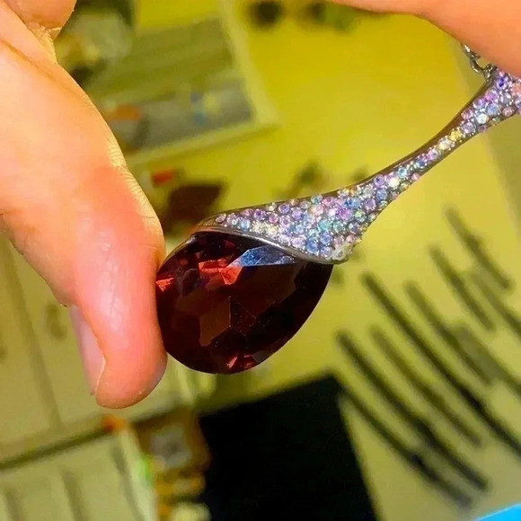 BUNDLE OF 4 NECKLACES FOR ONE PRICE, SEND ME YOUR OFFER I ACCEPT IT ! - Picture 1 of 9